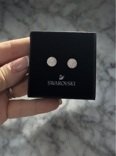 Обеци с кристали Сваровски 